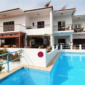 *** Bed & Breakfast Vila Lusitania Portugal